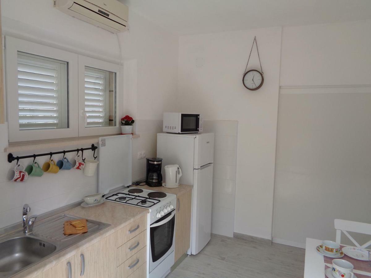 Apartments Lumbardina Lumbarda Room photo